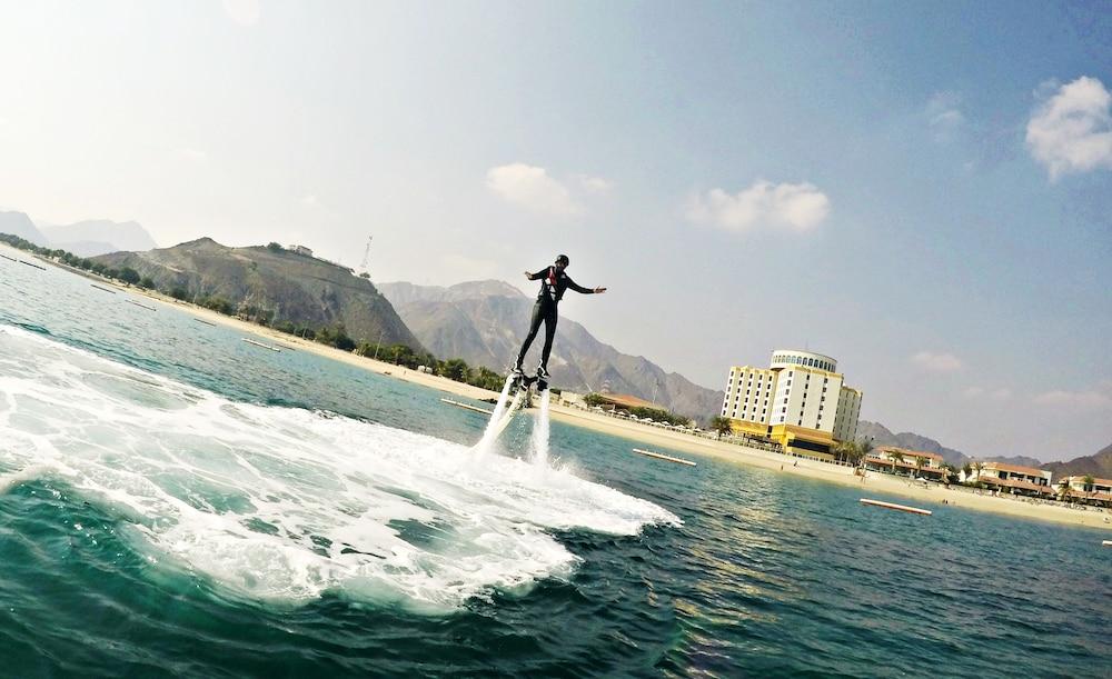 Oceanic Khorfakkan Resort&Spa Khor Fakkan Exterior foto